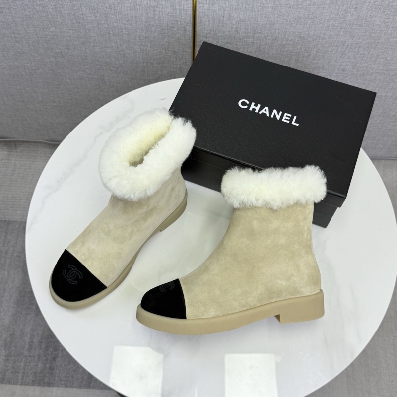 Ch**el boots